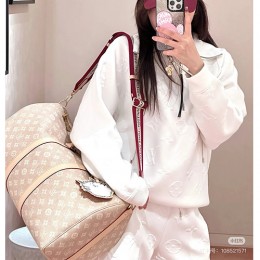 [홍콩명품.LOUIS VUITTON] 루이비통 25SS 로고 여성 모노그램 하프지퍼 맨투맨 티셔츠 + 조거 팬츠 바지 상하의 세트 (2컬러), BM23075, MC, 레플리카의류,미러급사이트