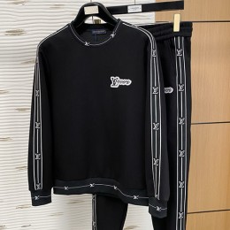 [홍콩명품.LOUIS VUITTON] 루이비통 25SS 로고 자수 맨투맨 티셔츠 + 조거 팬츠 바지 상하의 세트 (블랙), BM23381, G5, 레플리카의류,미러급사이트
