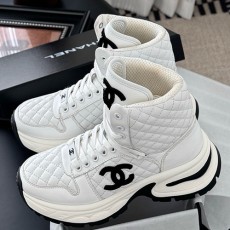 [홍콩명품.CHANEL] 샤넬 25SS 로고 여성 레더 가죽 퀄팅 부츠 운동화 (2컬러), SE5824, GHS, 명품스니커즈,운동화,구두,로퍼,하이탑,신발