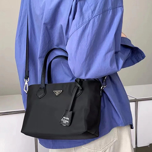 [홍콩명품,PRADA] 프라다 25SS 삼각로고 나일론 토트백 핸드백 (블랙), BGM5351, BC, 홍콩명품가방,명품쇼핑몰,크로스백,핸드백,구매대행