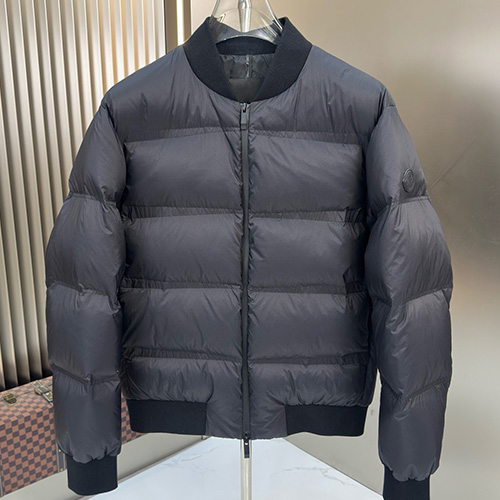 [홍콩명품.MONCLER] 몽클레어 25SS 로고 다운 패딩 봄버 자켓 (블랙), BM23686, HH, 레플리카의류,미러급사이트