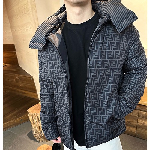 [홍콩명품,FENDI] 펜디 25SS 로고 패턴 리버서블 다운 패딩 후드 바람막이 자켓 (블랙), BM23700, KK, 레플리카의류,미러급사이트