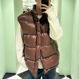 [홍콩명품,PRADA] 프라다 25SS 로고 다운 패딩 조끼 베스트 (2컬러), BM23828, PG, 레플리카의류,미러급사이트