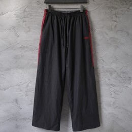 [홍콩명품.BALENCIAGA] 발렌시아가 25SS 로고 자수 조거 팬츠 바지 (2컬러), BM24250, KK, 레플리카의류,미러급사이트