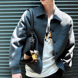 [홍콩명품,FENDI] 펜디 26SS 로고 카라 봄버 자켓 (그레이), BM24315, JL, 레플리카의류,미러급사이트
