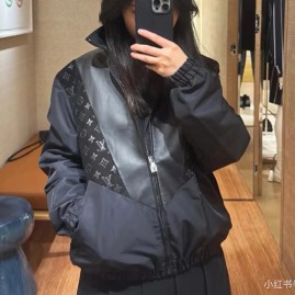 [홍콩명품.LOUIS VUITTON] 루이비통 26SS 로고 모노그램 레이어드 봄버 자켓 1AJB69, BM24345, KK, 레플리카의류,미러급사이트