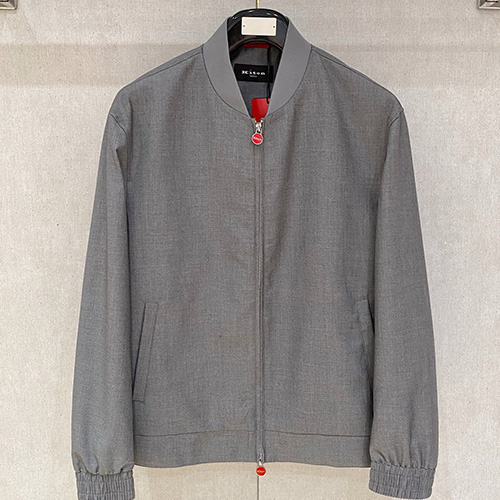 [홍콩명품, KITON] 키톤 26SS 로고 봄버 자켓 (그레이), BM24370, 레플리카의류,미러급사이트