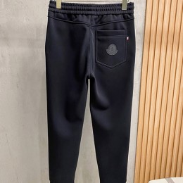 [홍콩명품.MONCLER] 몽클레어 26SS 로고 기모 조거 팬츠 바지 (블랙), BM24394, 레플리카의류,미러급사이트