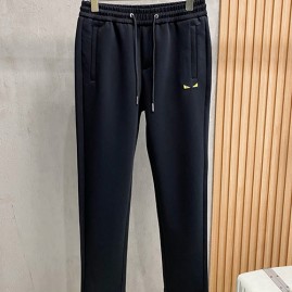 [가격문의][홍콩명품,FENDI] 펜디 26SS 로고 몬스터아이 조거 팬츠 바지 (블랙), BM24396, 레플리카의류,미러급사이트