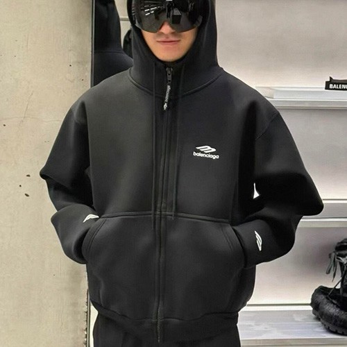 [홍콩명품.BALENCIAGA] 발렌시아가 26SS 로고 자수 후드 집업 자켓 (블랙), BM24414, JL, 레플리카의류,미러급사이트