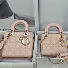 [홍콩명품,Christian Dior] 디올 26SS 로고 CD Lady 토트백 핸드백 (핑크-2사이즈), BGM5555, BDA, 홍콩명품가방,명품쇼핑몰,크로스백,핸드백,구매대행