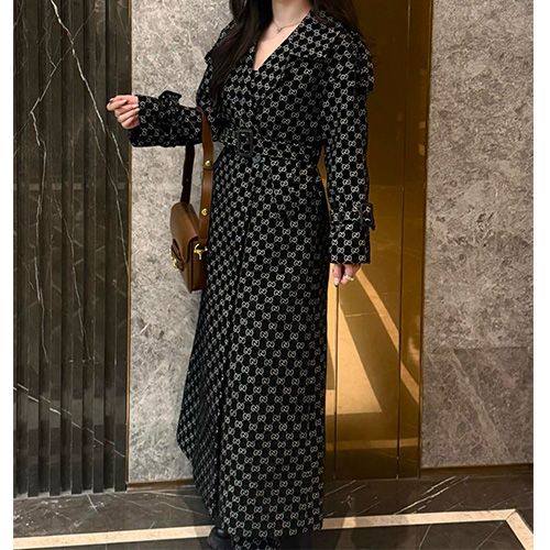 [홍콩명품.Gucci] 구찌 26SS 로고 여성 GG수프림 롱 코트 자켓 (블랙), BM24534, MC, 레플리카의류,미러급사이트