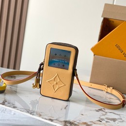 [홍콩명품.LOUIS VUITTON] 루이비통 26SS 로고 모노그램 뮤직 플레이어 웨어러블 월렛 M14063, BGM5647, BDA, 홍콩명품가방,명품쇼핑몰,크로스백,핸드백,구매대행