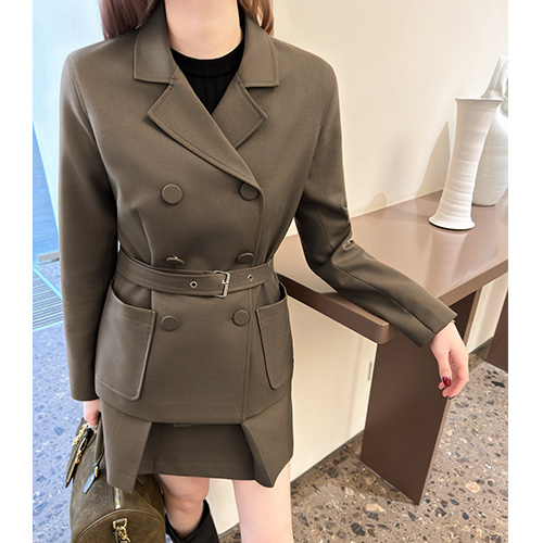 [홍콩명품.LOUIS VUITTON] 루이비통 26SS 로고 여성 벨티드 코트 자켓 + 미니 스커트 상하의 세트 (그레이), BM24599, MC, 레플리카의류,미러급사이트