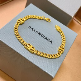 [홍콩명품.BALENCIAGA] 발렌시아가 26SS 로고 BB 체인 금장 팔찌, ET3381, NNT, 명품레플리카 모자 캡 남자여자