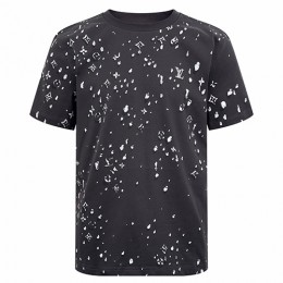 [홍콩명품.LOUIS VUITTON] 루이비통 26SS 로고 모노그램 반팔 티셔츠 1AJCBH (블랙), BM24608, KK, 레플리카의류,미러급사이트