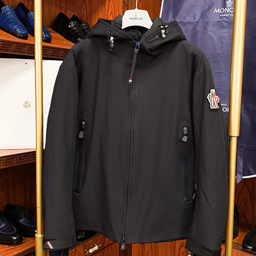 [홍콩명품.MONCLER] 몽클레어 26SS 로고 후드 다운 패딩 파카 자켓 (블랙), BM24787, S1F, 레플리카의류,미러급사이트