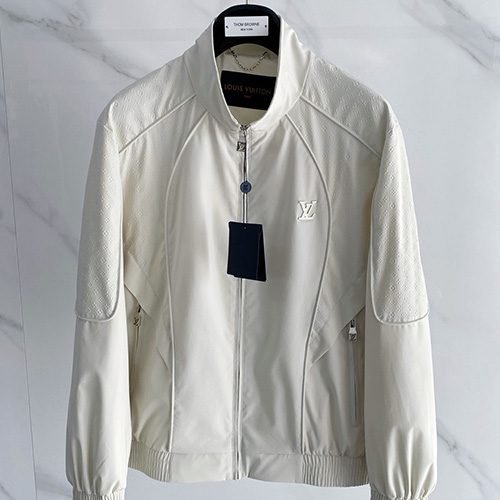 [홍콩명품.LOUIS VUITTON] 루이비통 26SS 로고 모노그램 터틀넥 봄버 자켓 (2컬러), BM24869, KSM, 레플리카의류,미러급사이트