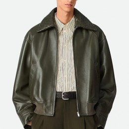 [홍콩명품.BOTTEGA VENETA] 보테가베네타 26SS 로고 레더 가죽 인트레치아토 카라 봄버 자켓 (카키), BM24899, TOM, 레플리카의류,미러급사이트