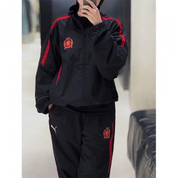 [홍콩명품.BALENCIAGA] 발렌시아가 26SS 로고 PUMA 콜라보 바람막이 자켓 + 조거 팬츠 바지 상하의 세트 (블랙), BM24937, JL, 레플리카의류,미러급사이트