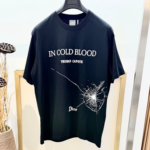 디올 로고 In Cold Blood 반팔 티셔츠 (블랙) 26SS