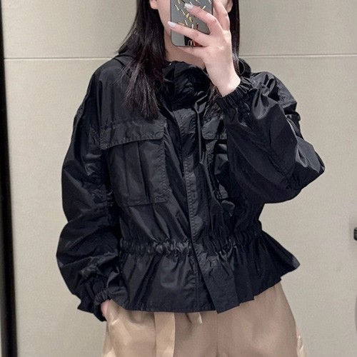 몽클레어 로고 여성 후드 바람막이 자켓 (3컬러) 26SS