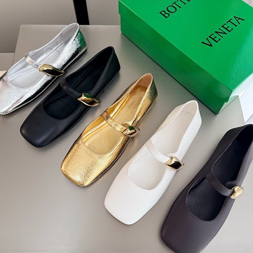 보테가베네타 로고 여성 레더 가죽 단화 구두 (5컬러) 26SS