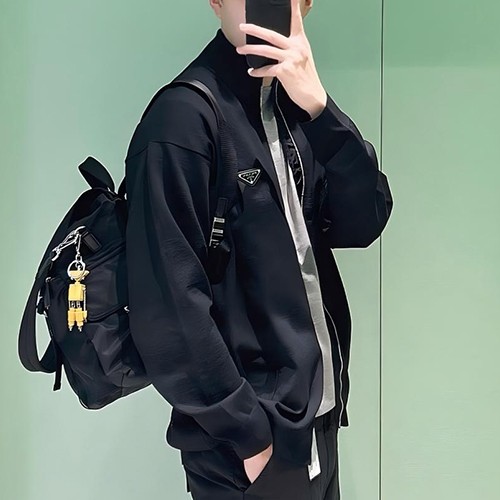 프라다 삼각로고 터틀넥 캐시미어 집업 자켓 26SS