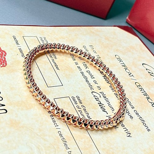 까르띠에 CLASH DE CARTIER 17사이즈 팔찌 26SS