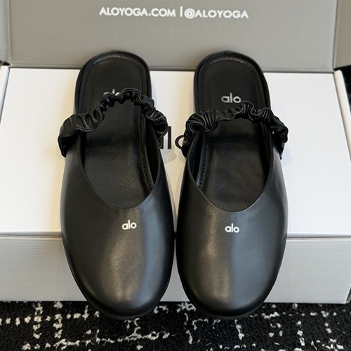 알로 요가 ALO YOGA 여성 레더 가죽 구두 샌들 26SS